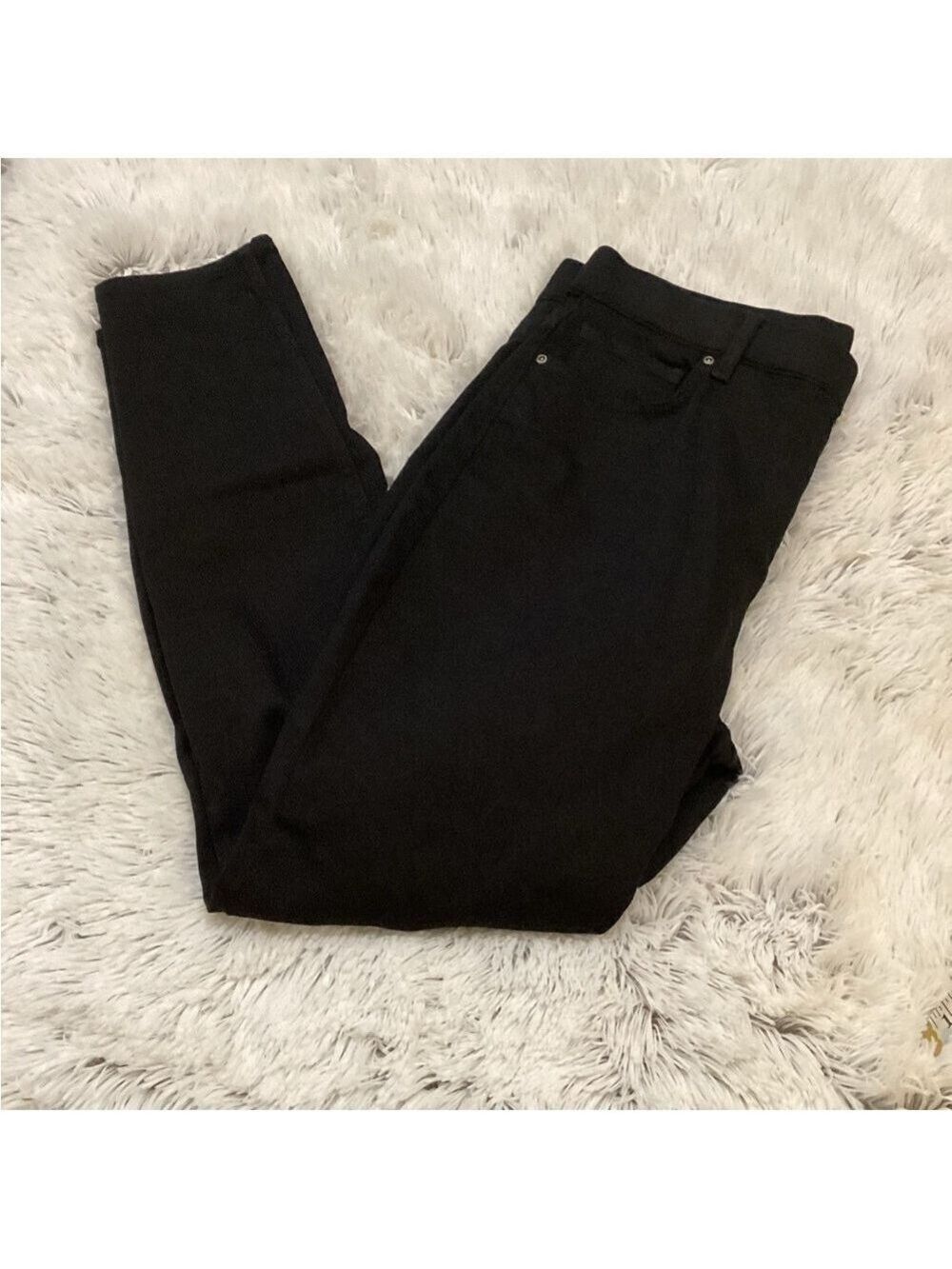 Lee slim fit high rise black skinny jeans Woman’s size 18M deep dyed